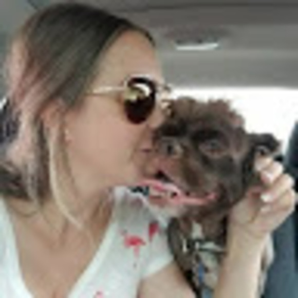 Meet your Posher, Cheryl - Picture 1 of 1